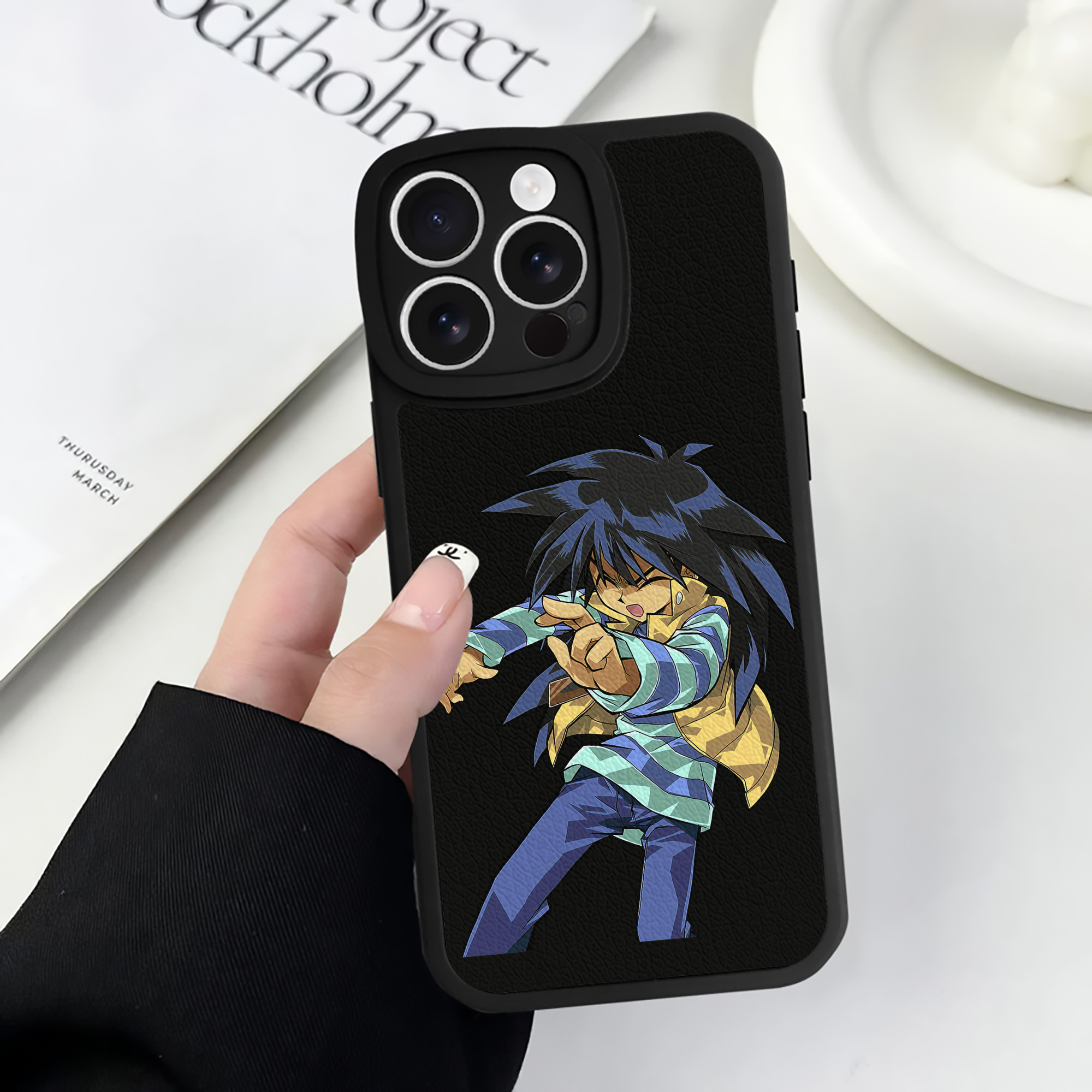 （画像用） 遊☆戯☆王 Yu-Gi-Oh! 【iPhone 16シリーズ対応】シリコンスマホケース（レザー調） 材質：シリコン